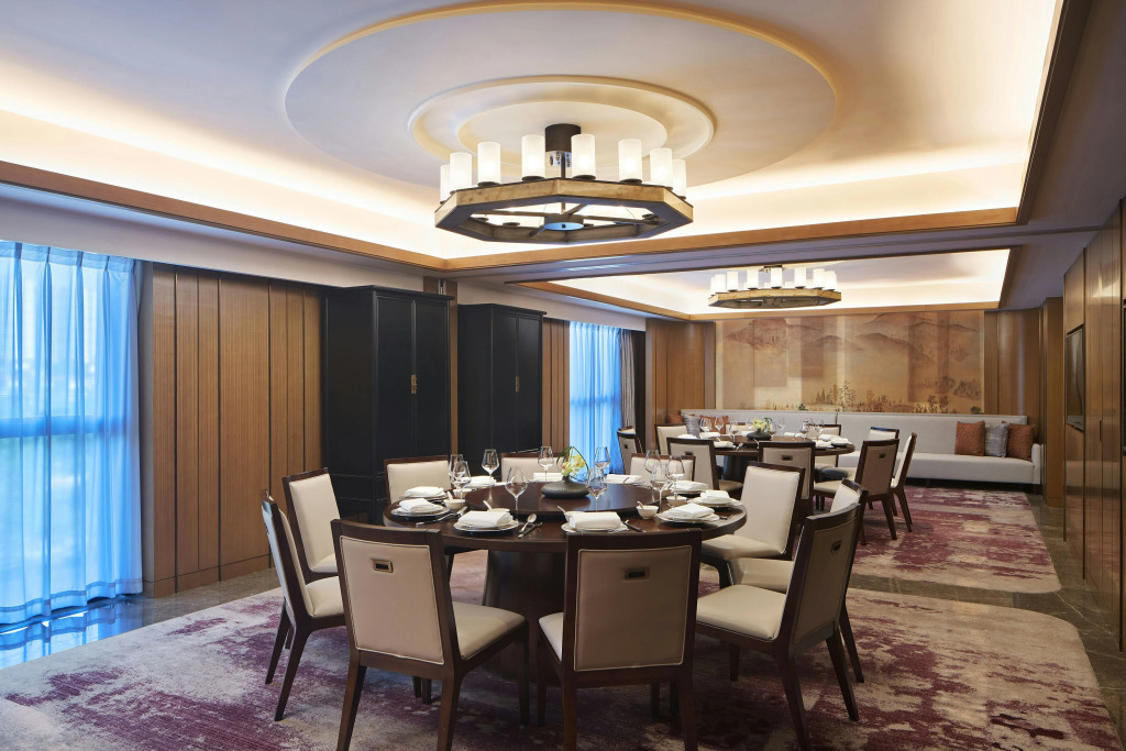 Sheraton Yunfu Xinxing Hotel