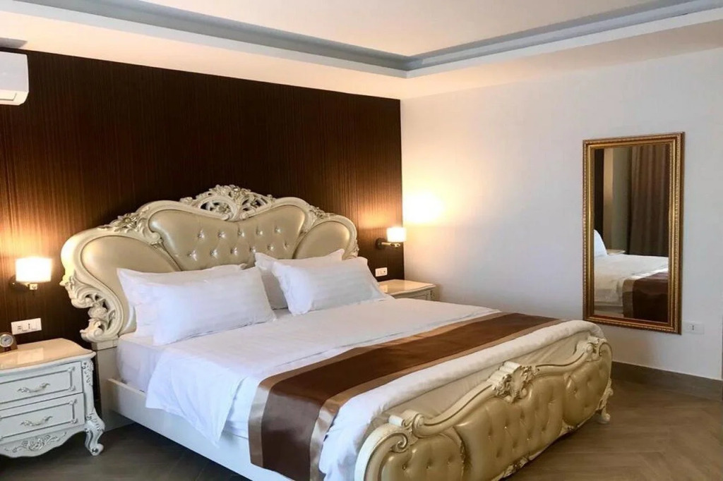 Fafa Premium Hotel