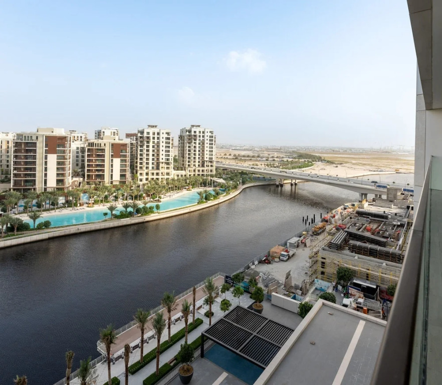 Cozy 2BR With Creek Views in Dubai Creek Harbour