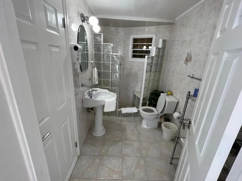 Spacieux Duplex de 3 chambres à Gd Case