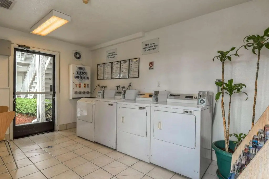 Motel 6-Escondido, CA