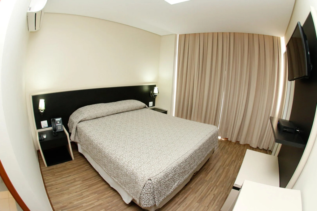 Hotel Financial