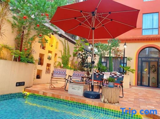 JOURNEY Hotel