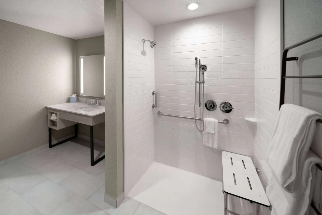 Hawthorn Extended Stay by Wyndham DeSoto