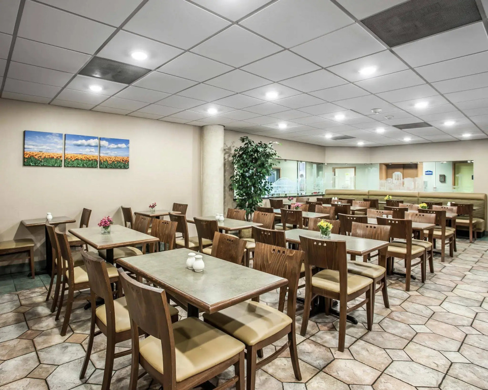 Quality Inn & Suites Hotel Seattle Center