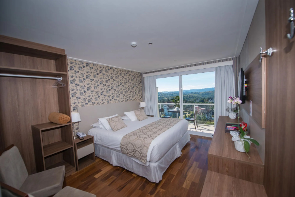 Chris Wellness Resort Hotel