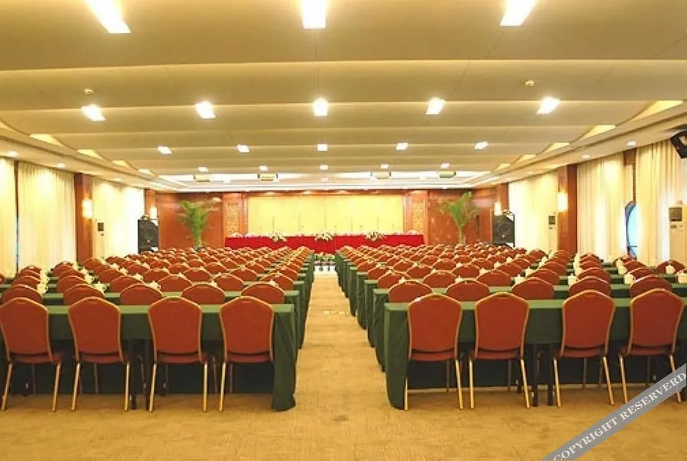 Tanghu Upark Hao Ting Hotel（Shuangliu Airport Store）