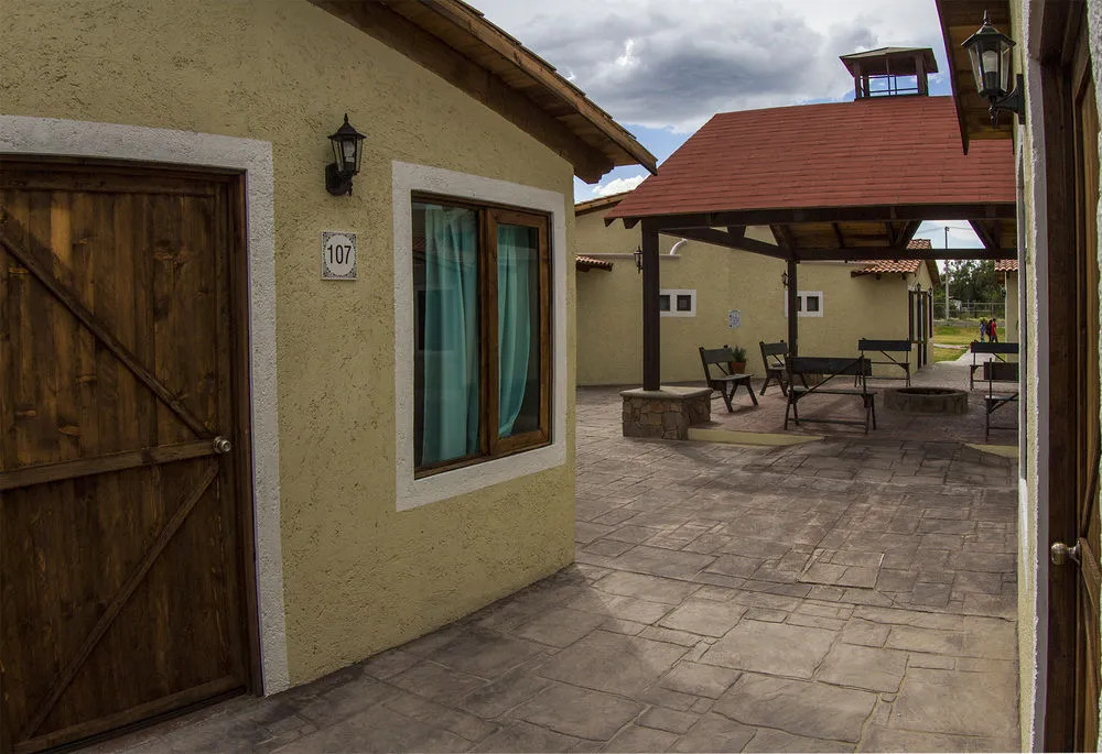 Hotel Teoticamp