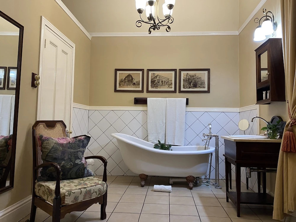 Kimberley Club Guesthouse