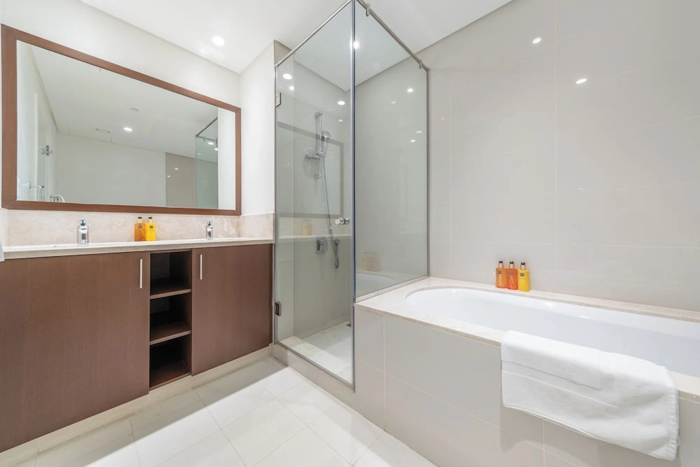 EDENS Homes & Villas - BLVD Crescent