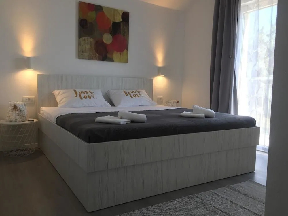 Apartment Larum
