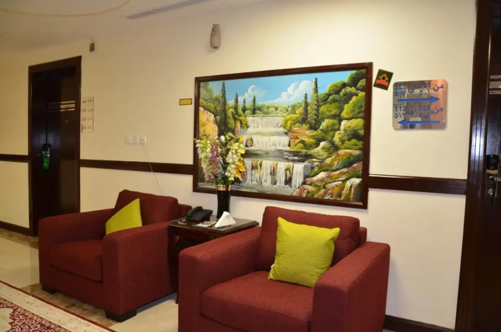 Golden Armada Hotel