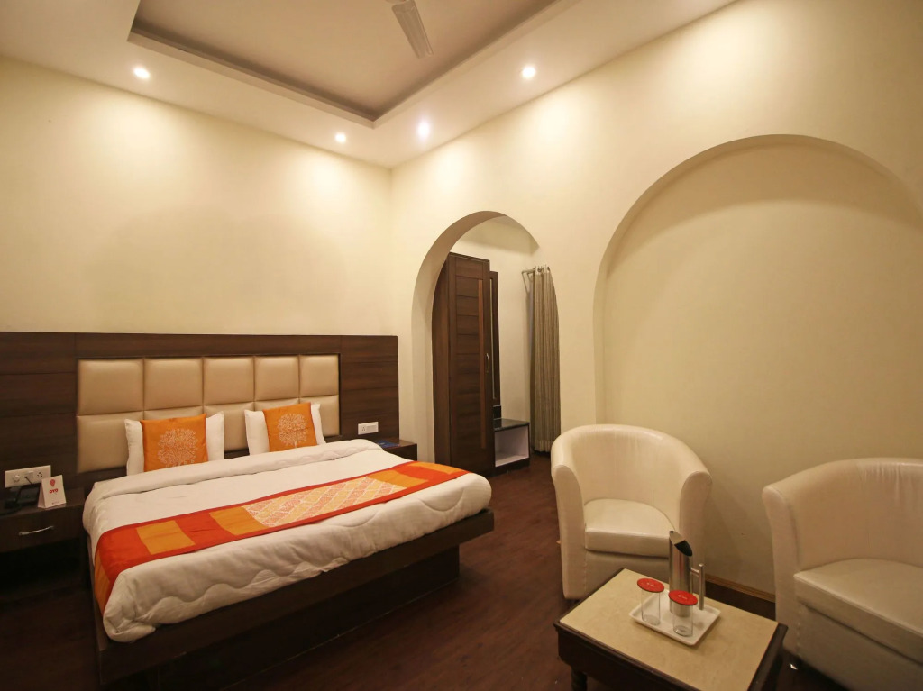 OYO 5962 Home Stay Barlow Villa