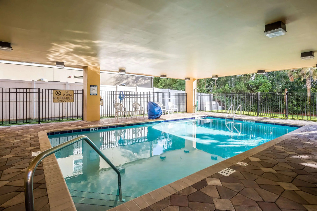 Comfort Suites West Jacksonville