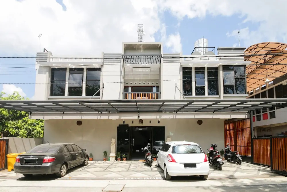 Airy Soromandi Mataram 40 Lombok