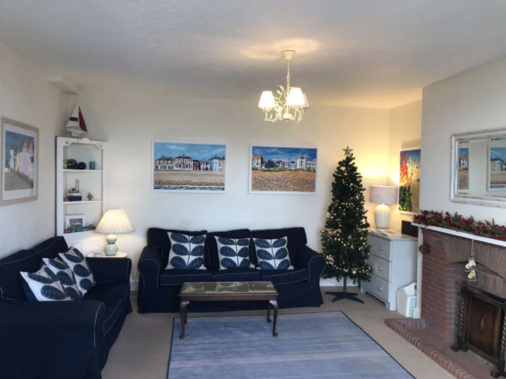 3 Bed in Aldeburgh oc-reg