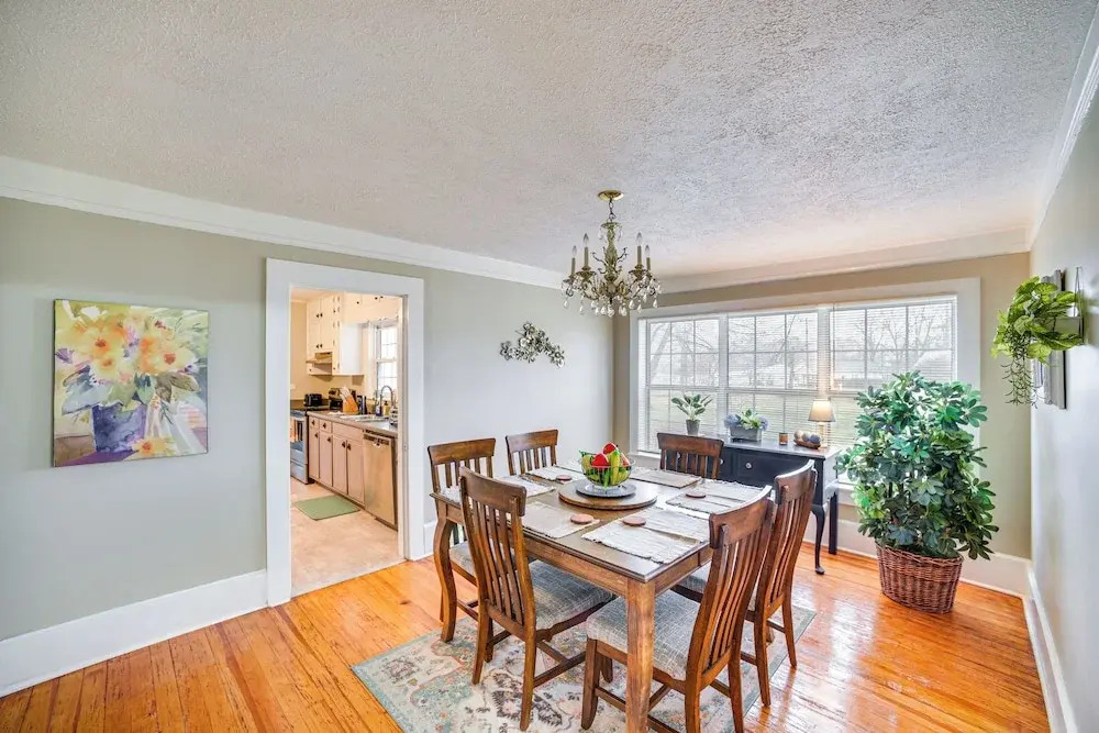 Historic Arab Home: 12 Mi to Guntersville Lake!