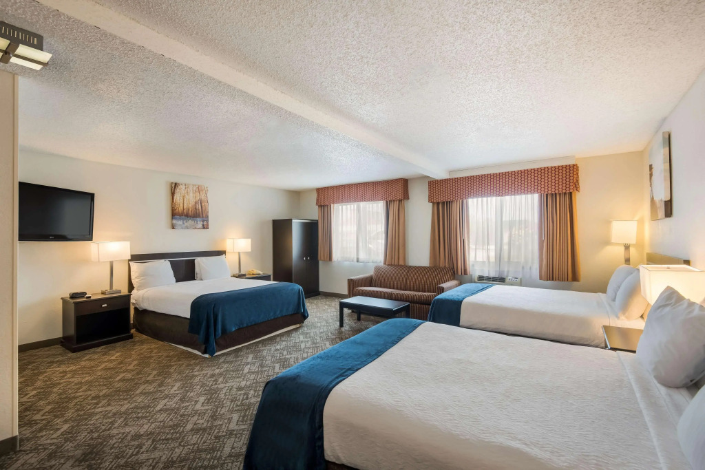 Best Western Mount Pleasant Inn
