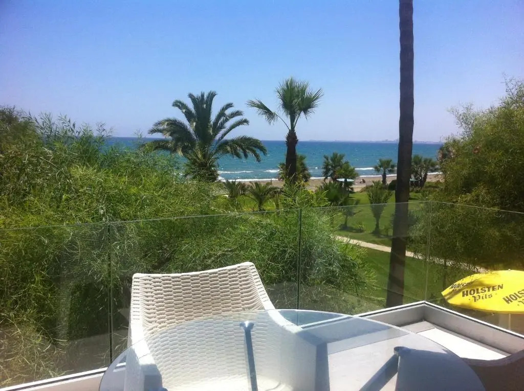 Sandy Beach Apartment 13