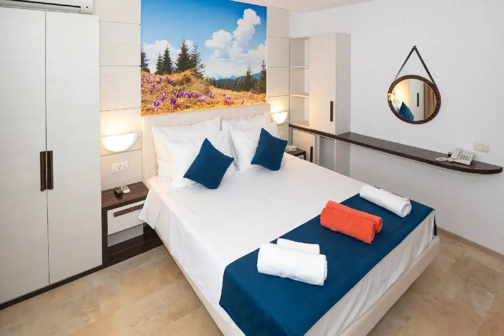 Mera Holiday Resort
