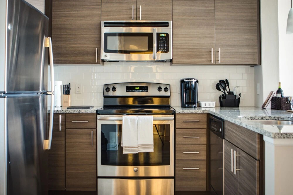 Deluxe One Bed Apartment Near South End/Uptown