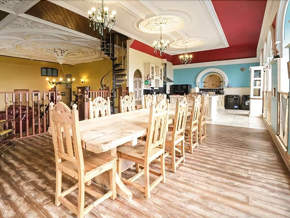 The Auction House