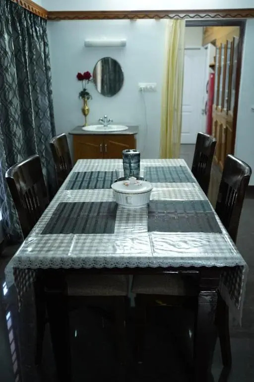 Nivi Homestay Ooty By Lexstays