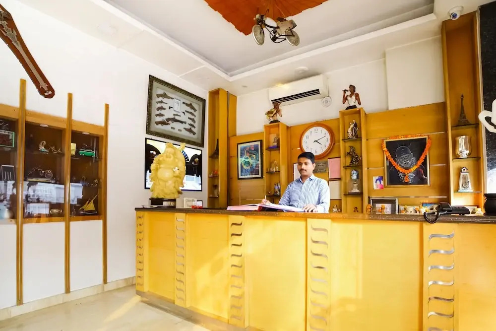 Oyo 6126 Hotel Today International Delhi