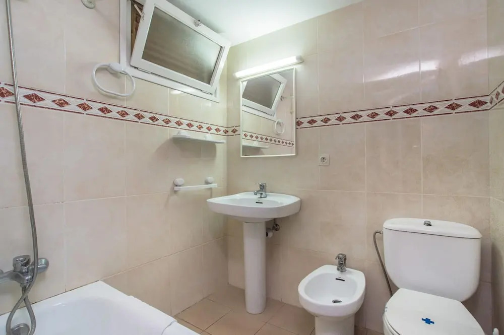 Y-4 Calella DE Palafrugell 3 PAX