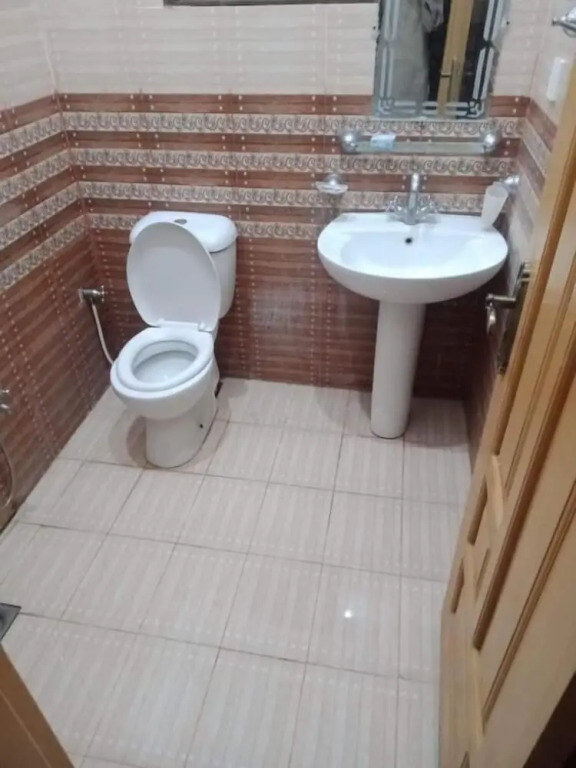 Comfort Inn Guest House F-10