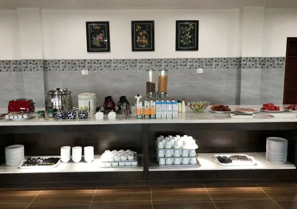 Long Bao Chau Hotel