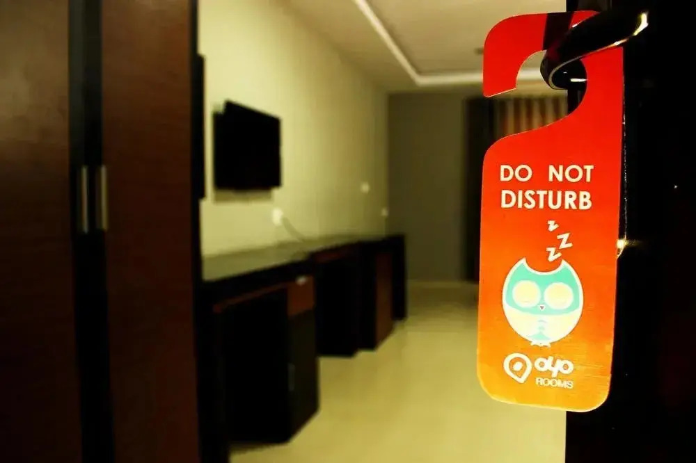 OYO 1177 Hotel Sky Wood Inn & Suites