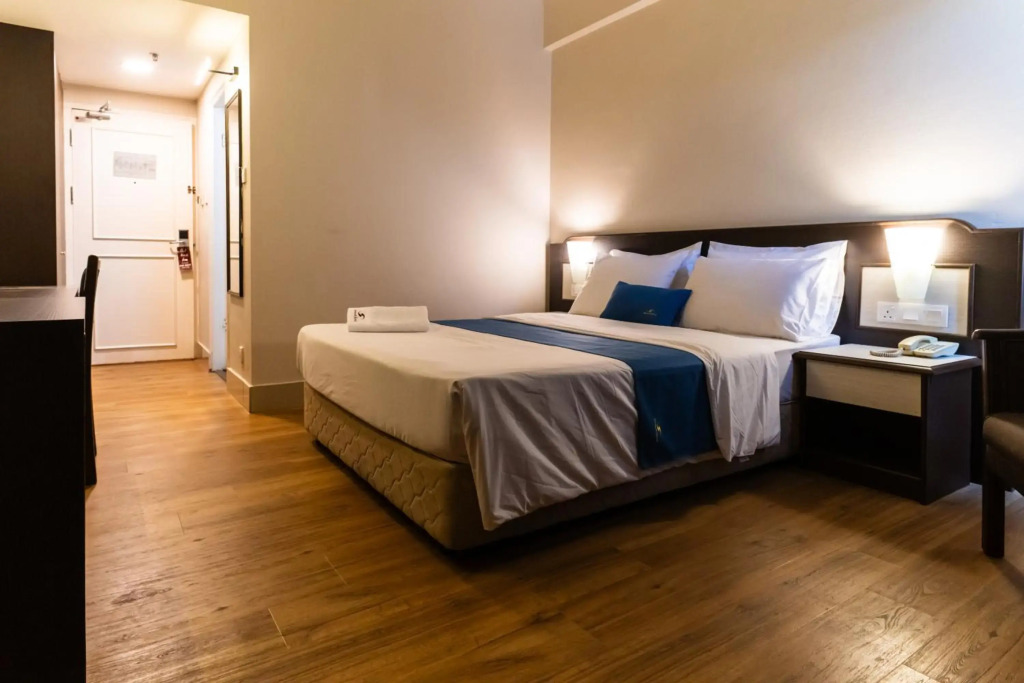 Somerset Hotel