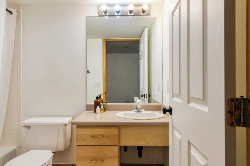 Holly by Avantstay In the Heart of Breckenridge w/ Hot Tub, Game Room & Roof Top Patio Sleeps 24