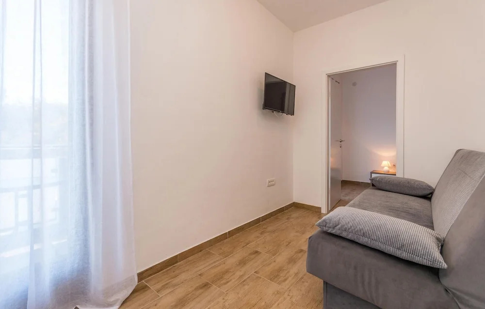 Awesome Apartment in Biograd na Moru With 1 Bedrooms and Wifi