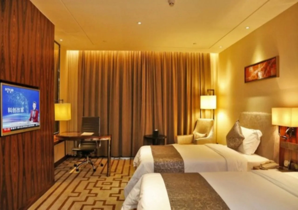 Shenzhen City Hotel North Railway Station