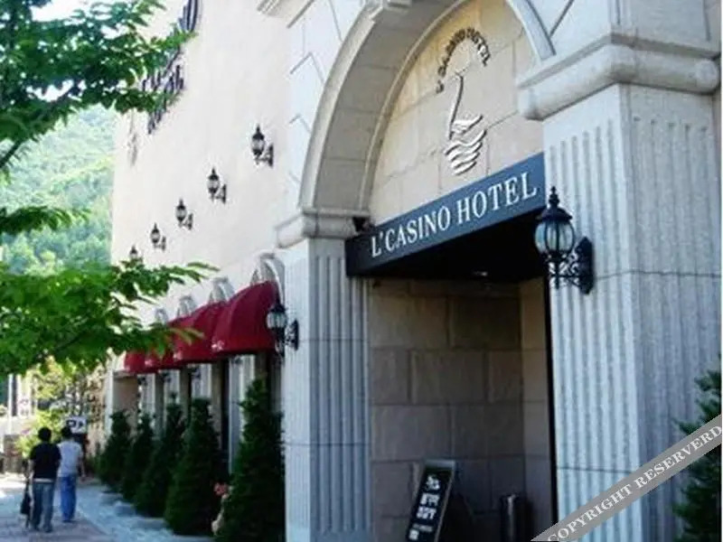 L'Casino Hotel