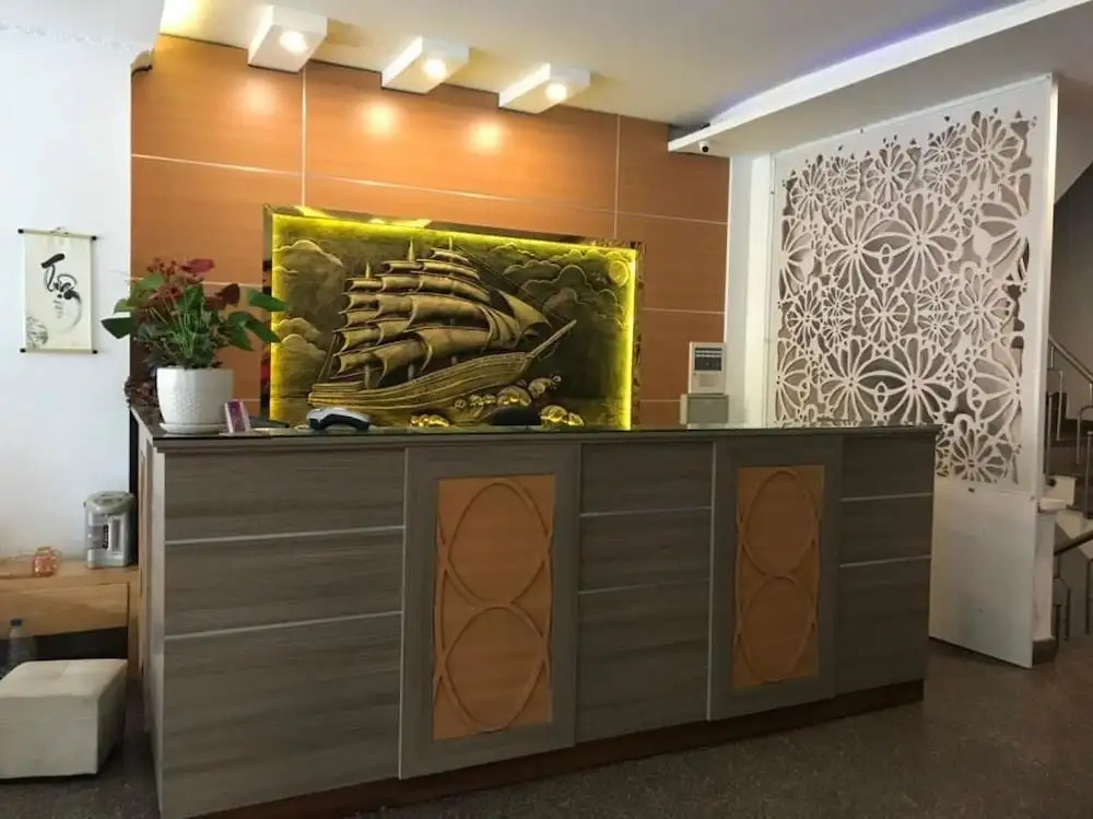 Royal Hotel - Yên Xá HN - by BAY LUXURY