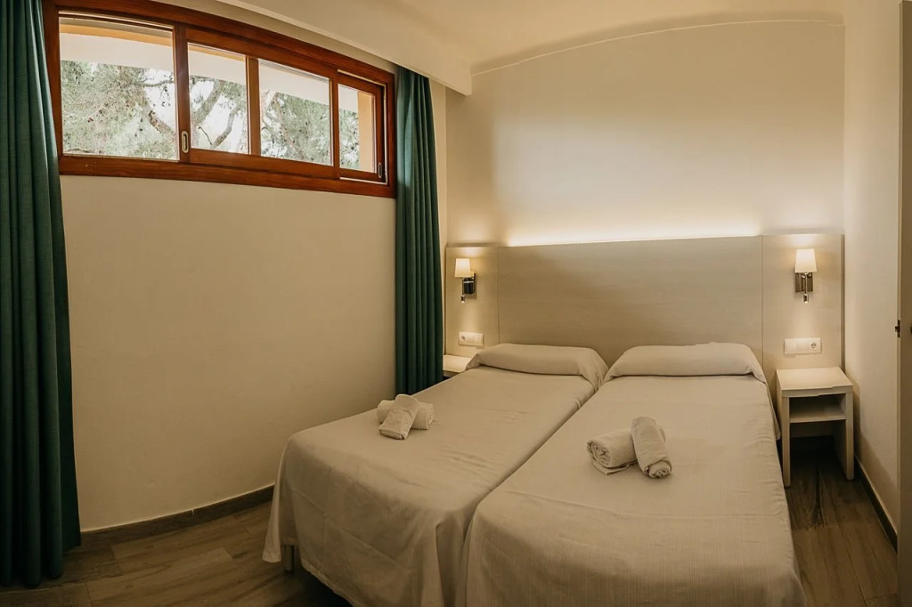 Apartamentos Playa Ferrera