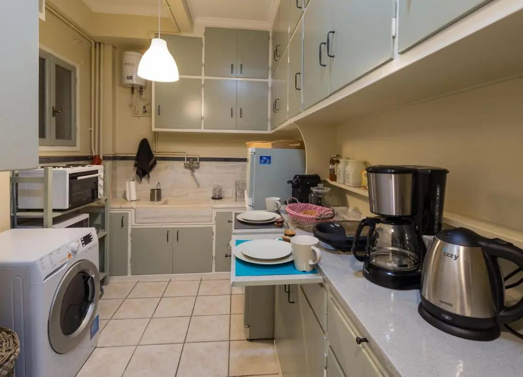 Elite Downtown Central 5th Floor Apartment