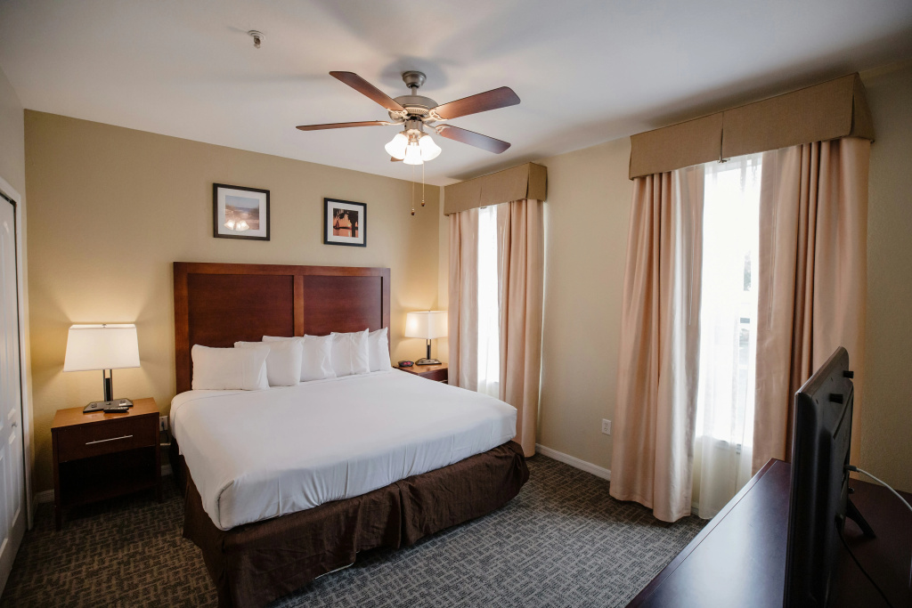Calypso Cay Vacation Villas