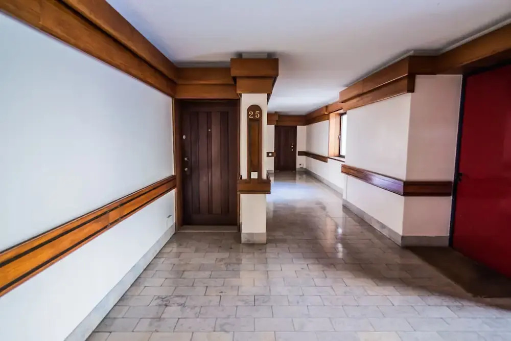 DAHome - Collector's Luxurious Apartment