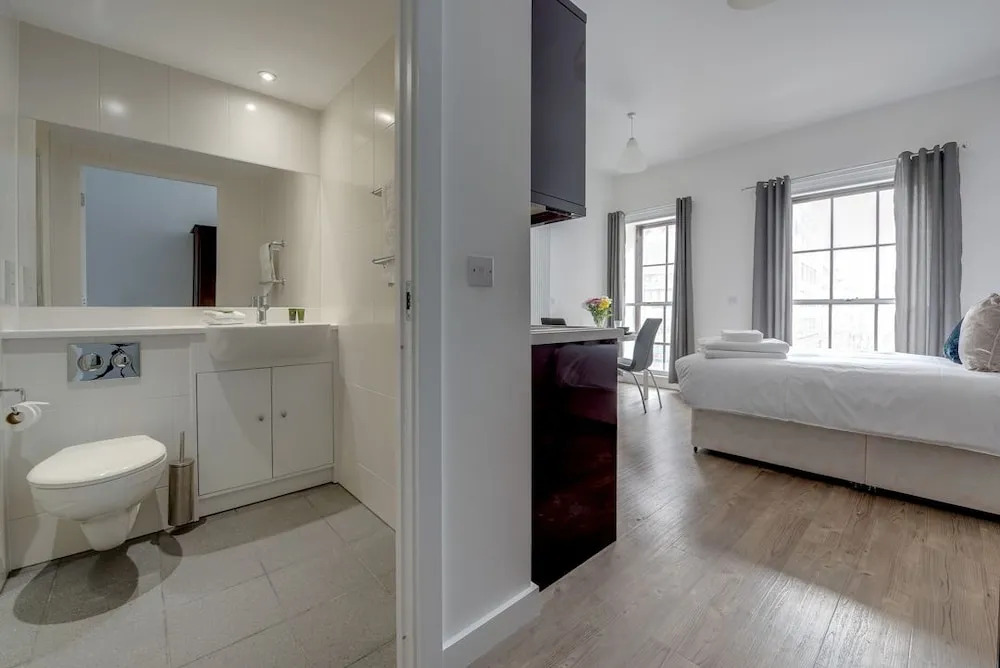 Stylish 1BR studio in the heart of Liverpool