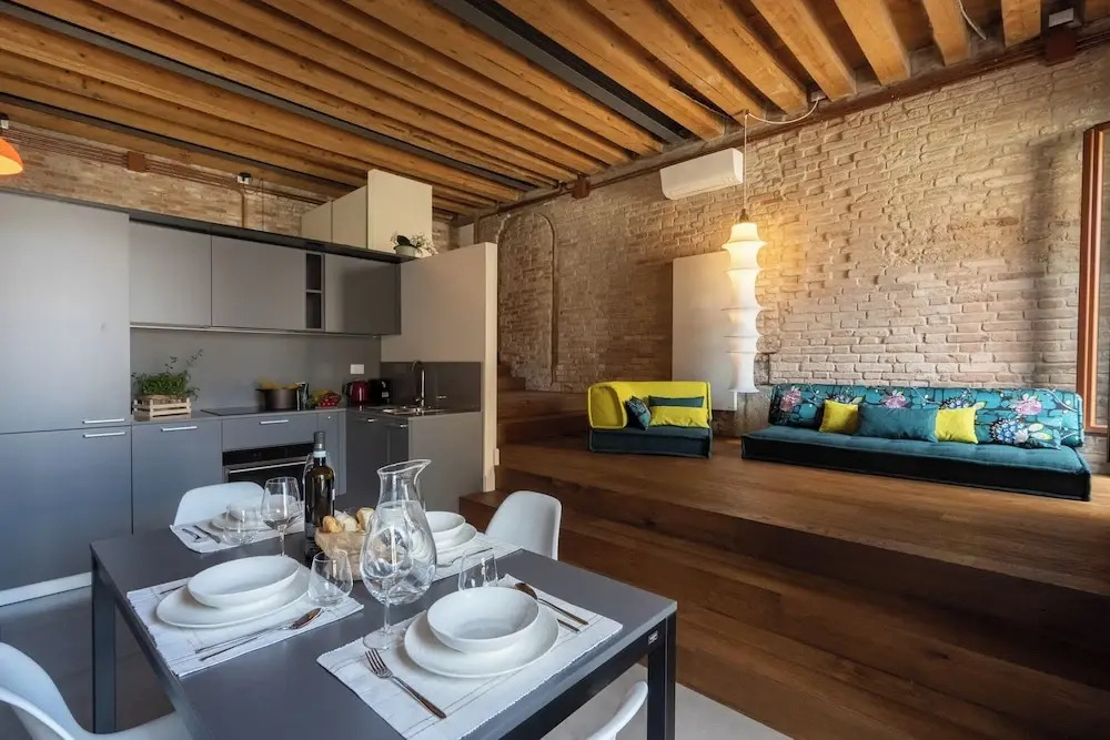 Ca' Longo Palace Apartments