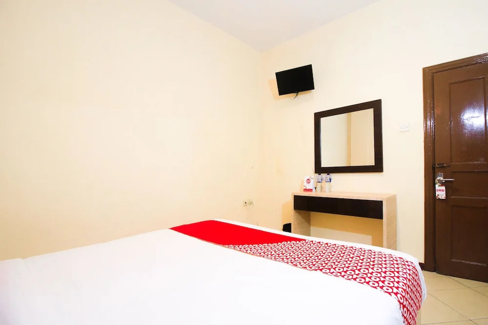 OYO 1025 Hotel Intan
