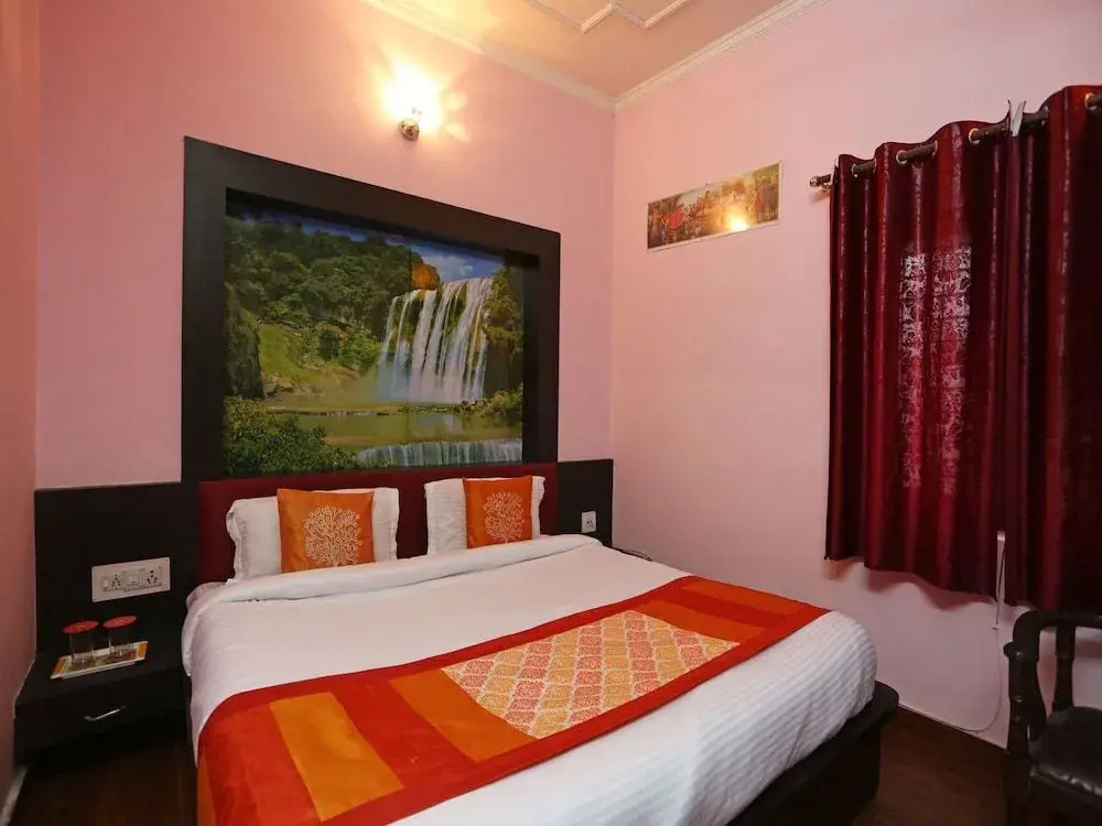 OYO 6001 Hotel City Palace