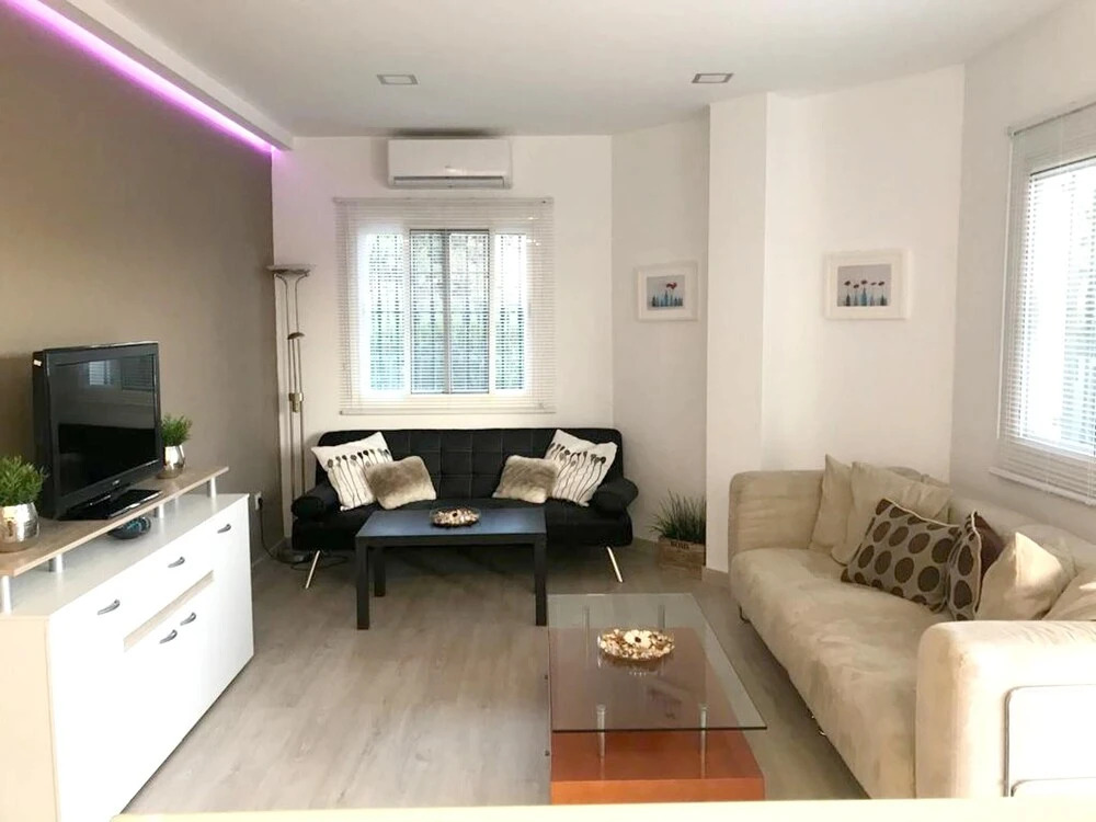Apartment With one Bedroom in Arroyo de La Miel, Benalmádena Costa, With Wonderful City View and Wifi