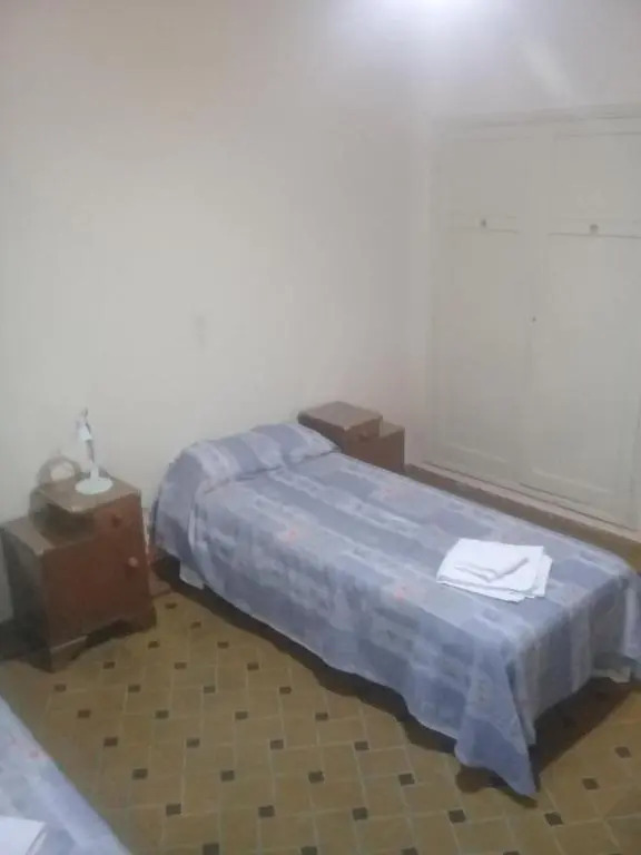casa a 2 cuadras de costanera carlos paz