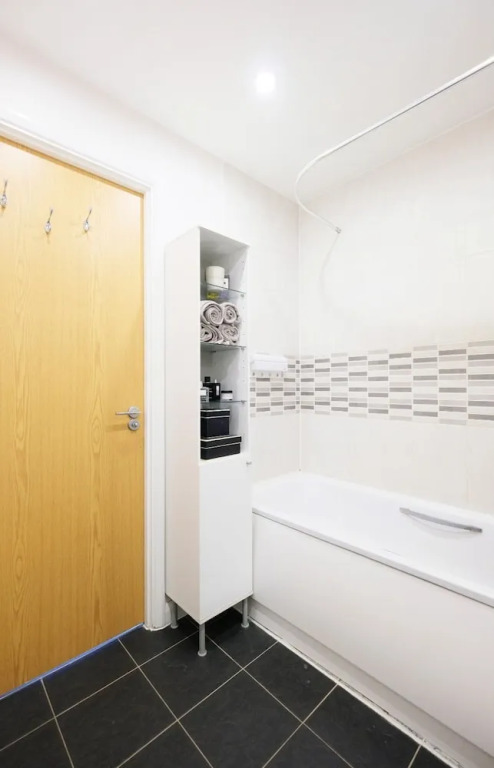 A Charming and Luxurious 2BR Flat on Walthamstow
