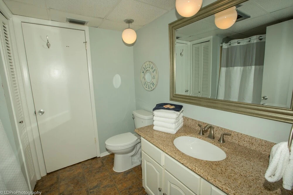 SPC 1034 is a Pet Friendly 1 BR with Free Beach Service for 2! by RedAwning